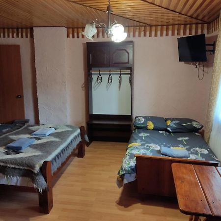 V Ulyanu Otel Yaremche Dış mekan fotoğraf