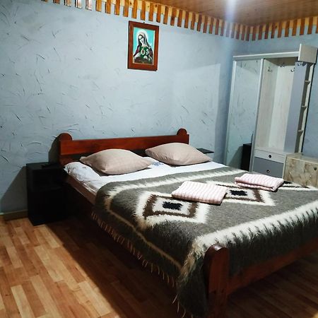 V Ulyanu Otel Yaremche Dış mekan fotoğraf