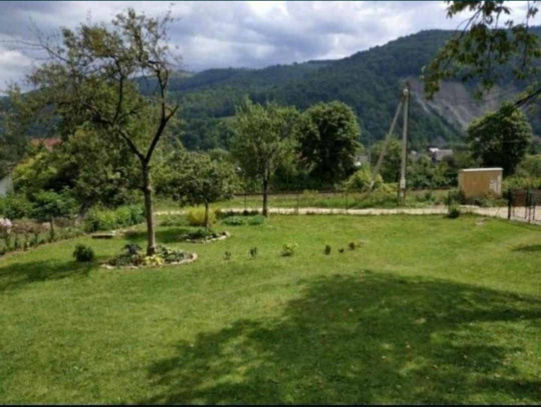 V Ulyanu Otel Yaremche Dış mekan fotoğraf