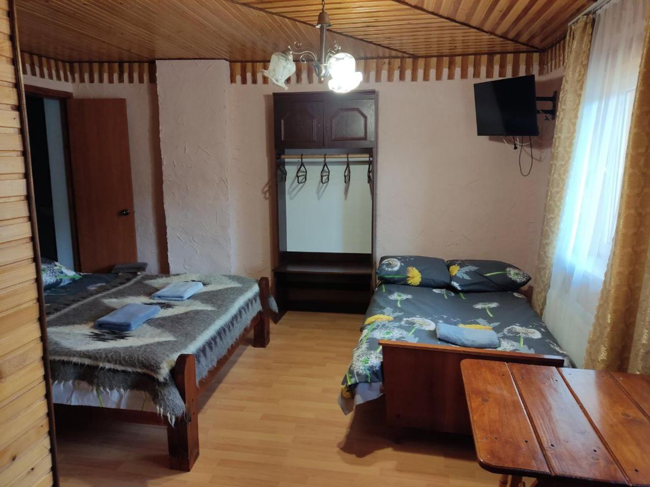 V Ulyanu Otel Yaremche Dış mekan fotoğraf