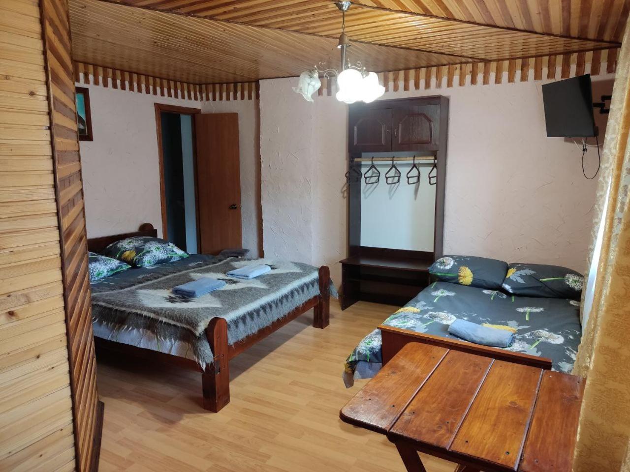 V Ulyanu Otel Yaremche Dış mekan fotoğraf