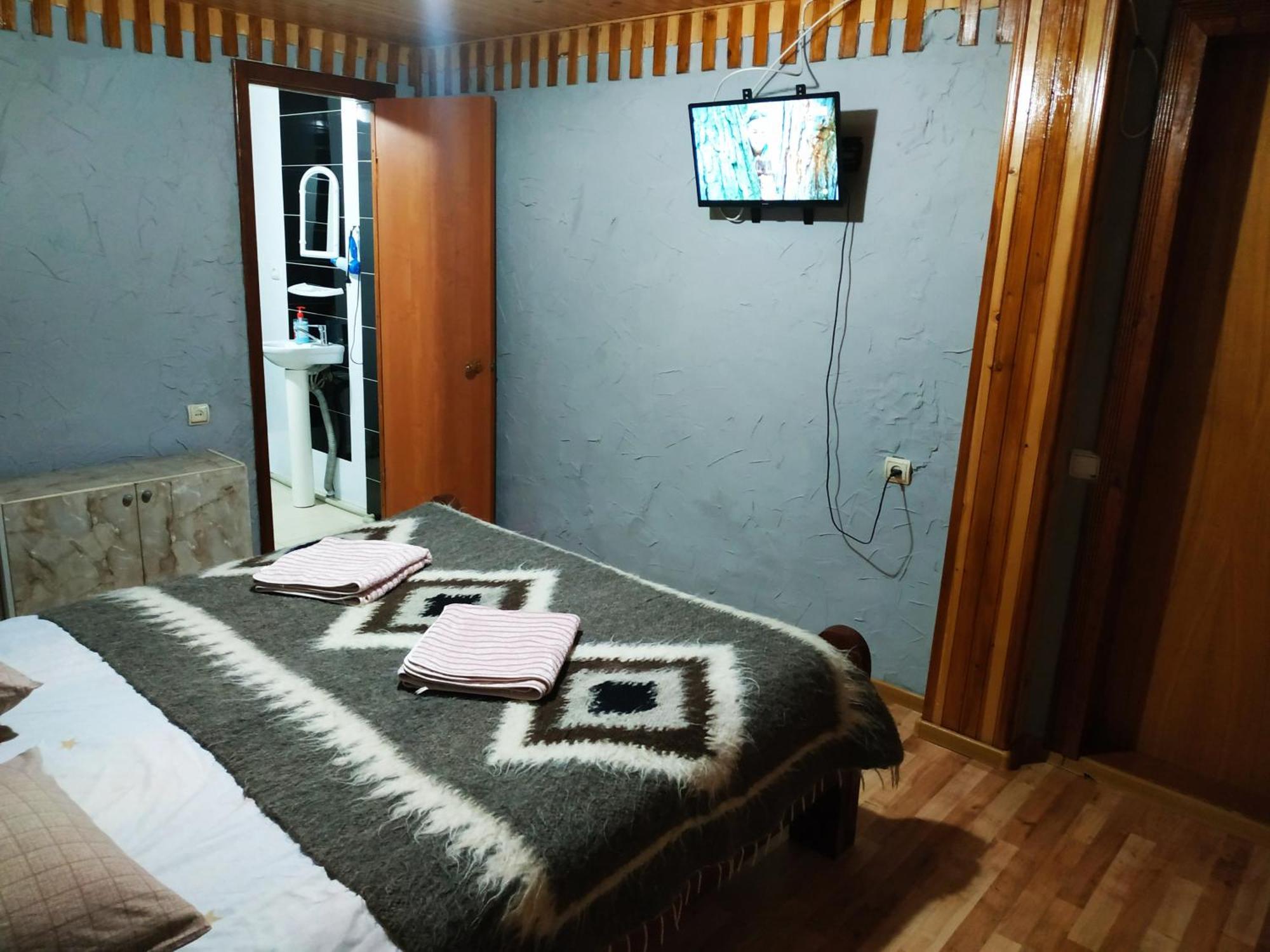 V Ulyanu Otel Yaremche Dış mekan fotoğraf